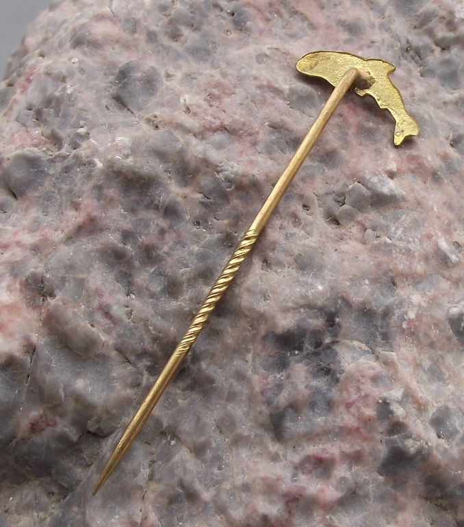Vintage Czech Fishing Association River Angling Golden Fish Pin Badge