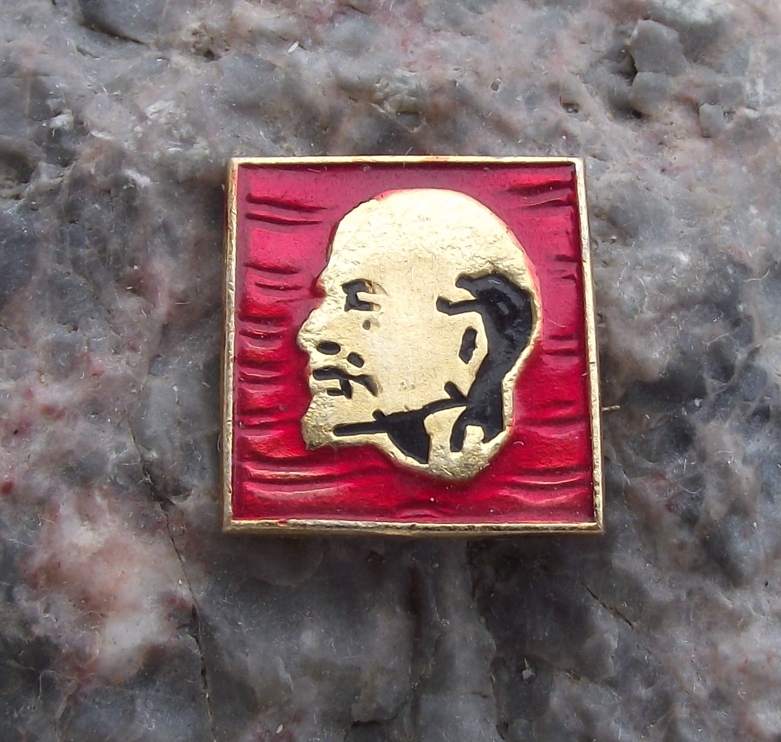 Vintage Vladimir Lenin Head Russian Premier Pin Badge