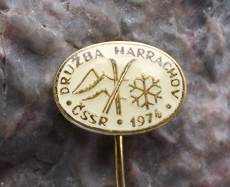1974 Czechoslovakia Harrachov Skiing Competition Pin Badge