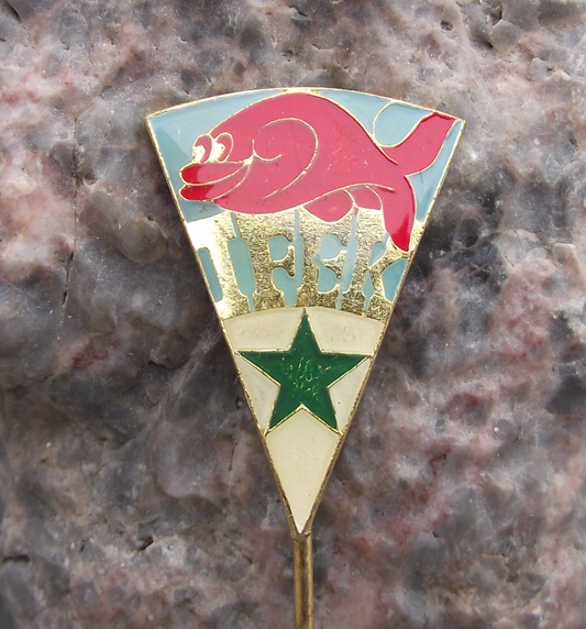 Vintage Esperanto Czech Aquarium Tropical Fish Keeper Club IFEK Pin Badge