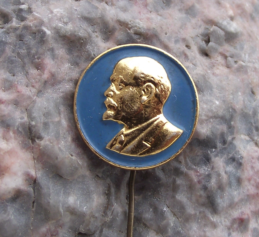 Vintage Vladimir VI Lenin Head Soviet Leader Blue Background Field Pin Badge