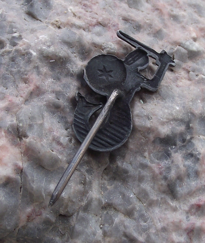 Vintage Poland Mermaid of Warsaw Polish Syrenka City Symbol Pin Badge