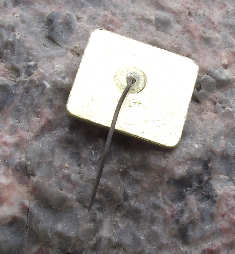 Vintage Poland Monument to the Heroes of Warsaw Nike Statue Pin Badge