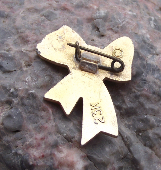 Vintage VI Lenin Communist Leader Flat Workers Cap Red Ribbon Bow Pin Badge