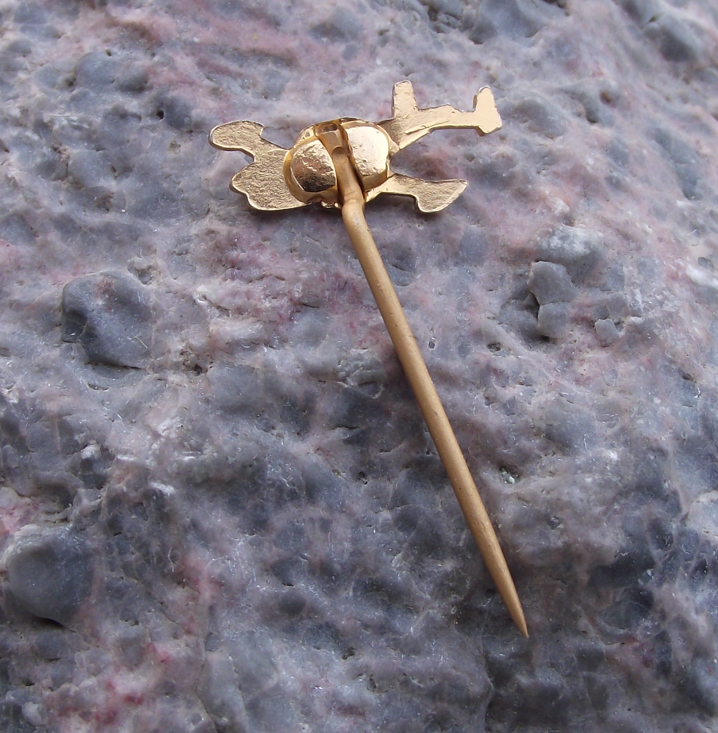 Vintage CSA Czech Airlines Let L-200 Morava Aircraft Aviation Pin Badge