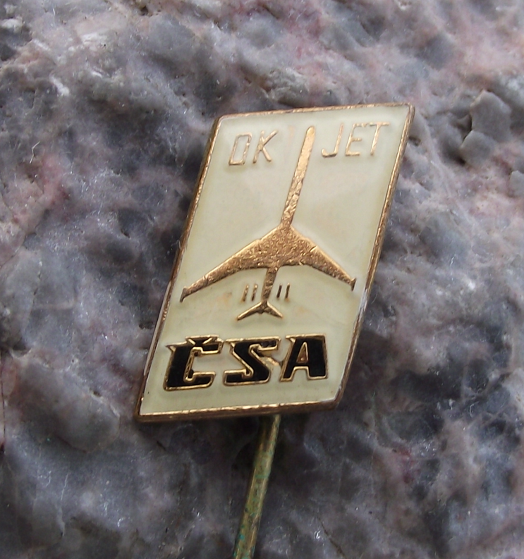 CSA Czech Airlines Ilyushin IL-62 OK-JET Long Range Jet Airliner Pin Badge