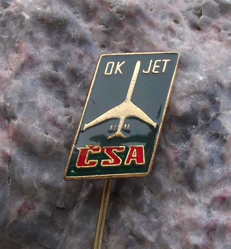 CSA Czech Airlines Ilyushin IL-62 OK-JET Long Range Jet Airliner Pin Badge