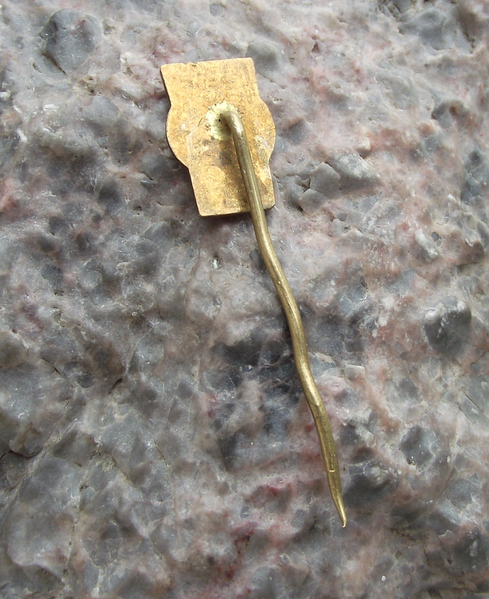 Vintage SHD Crossed Hammers Logo Black Coal Mining Company Pin Badge - Badgecrazy