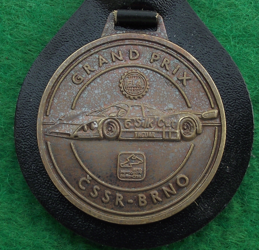 Vintage FIA Grand Prix CSSR Czech Motor Racing Car Silk Cut Jaguar Keyring