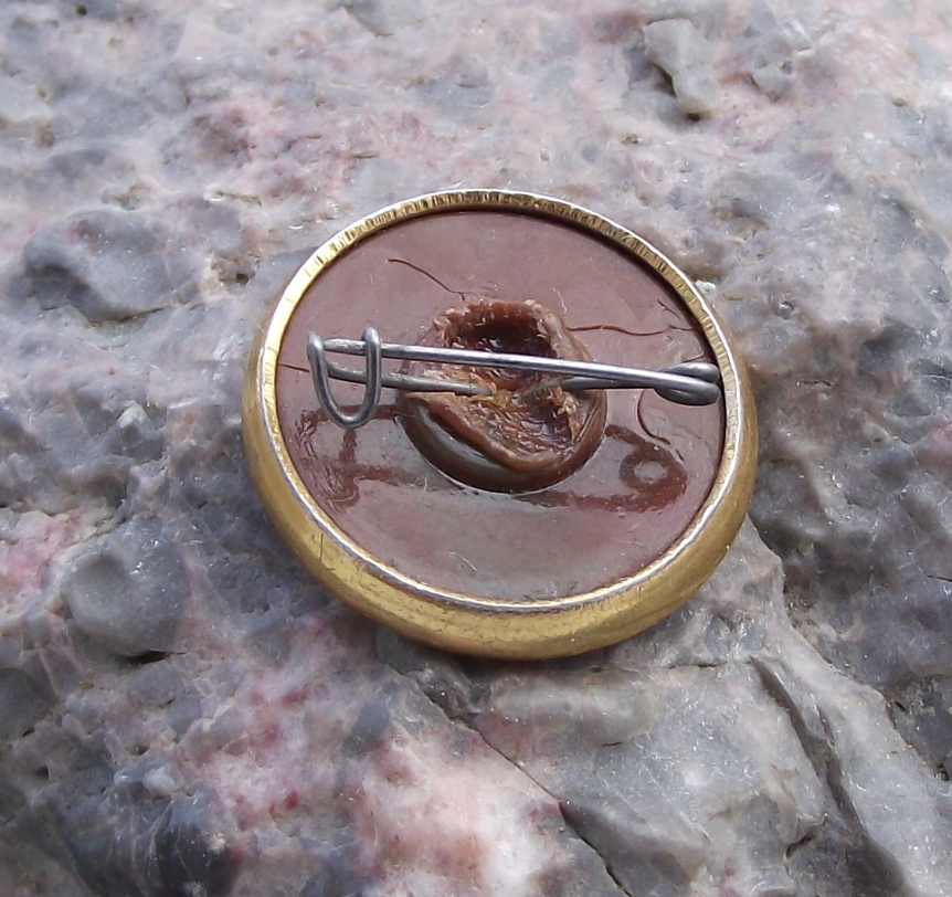 1961 Yuri Gagarin Soviet Vostok Space Pioneer Astronaut Photograph Pin Badge - Badgecrazy