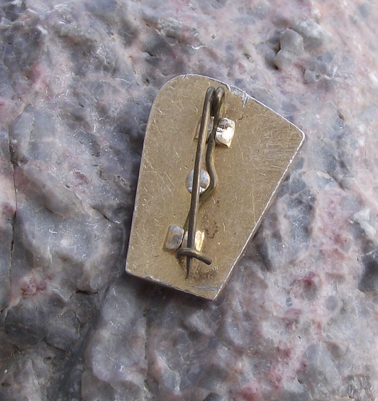 Vintage Yuri Gagarin Vostok 1 Man Reaching into Space CCCP Pin Badge