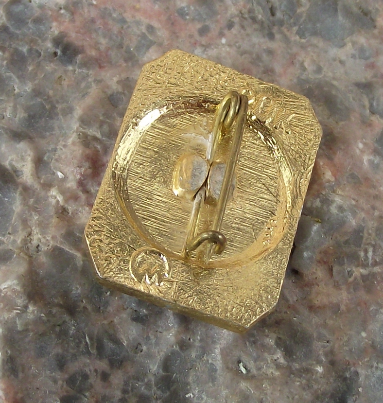 1990 V I Lenin Head Centenary 120th Anniversary of 1870 Birth Pin Badge - Badgecrazy