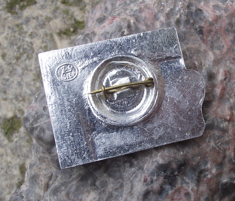 Vintage Vladimir VI Lenin Russia Soviet Union Premier Pin Badge - Badgecrazy