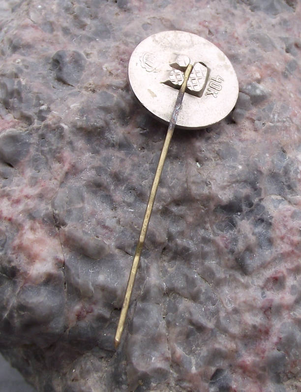 Vintage Soviet Lenin Head Outline Russian Political Left Wing Circle Pin Badge