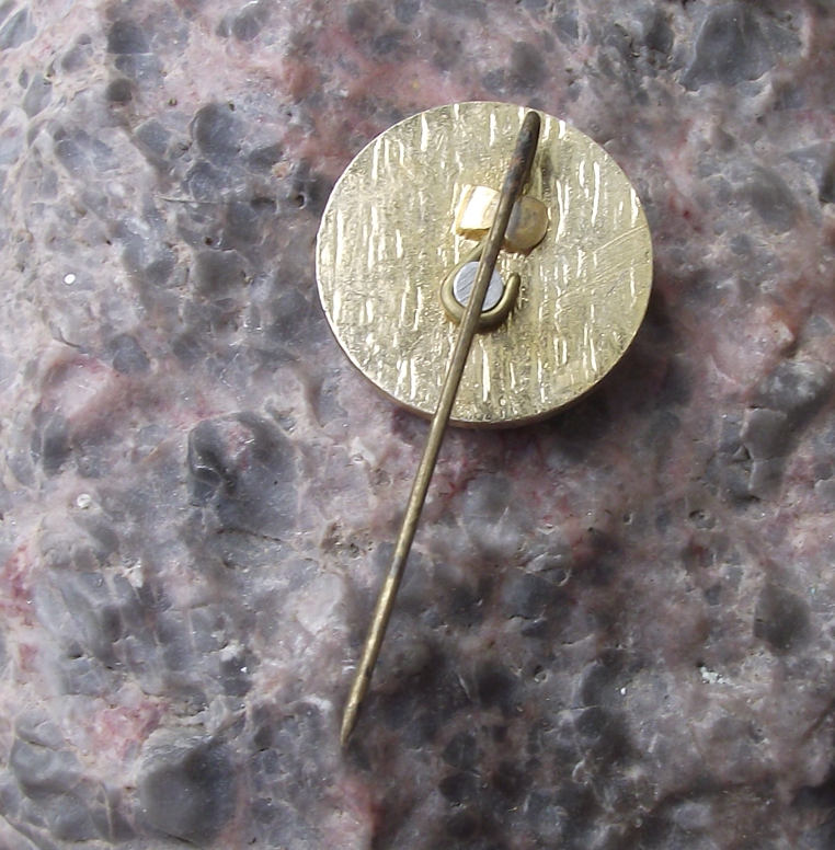 Vintage Later Vladimir Lenin 3D Raised Relief Golden Head Enamel Pin Badge