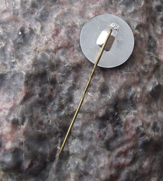 Vintage Soviet Lenin Raised Head Russian Political Left Wing Round Pin Badge