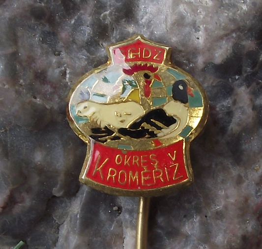 Vintage Chicken Pigeon Rabbit Small Breeds Association Kromeriz Pin Badge