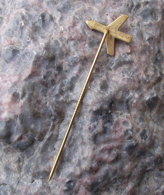 Vintage Swiss Air Swissair Airline Arrow Jet Logo Switzerland Pin Badge
