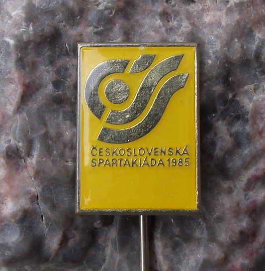 1985 Czech Spartakiad Mass Gymnastics Event Prague Celebration Pin Badge - Badgecrazy