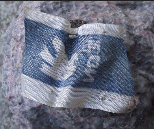 Vintage IWD Women's Day MDZ World Peace Dove Flowers + Ribbon Pin Badge - Badgecrazy