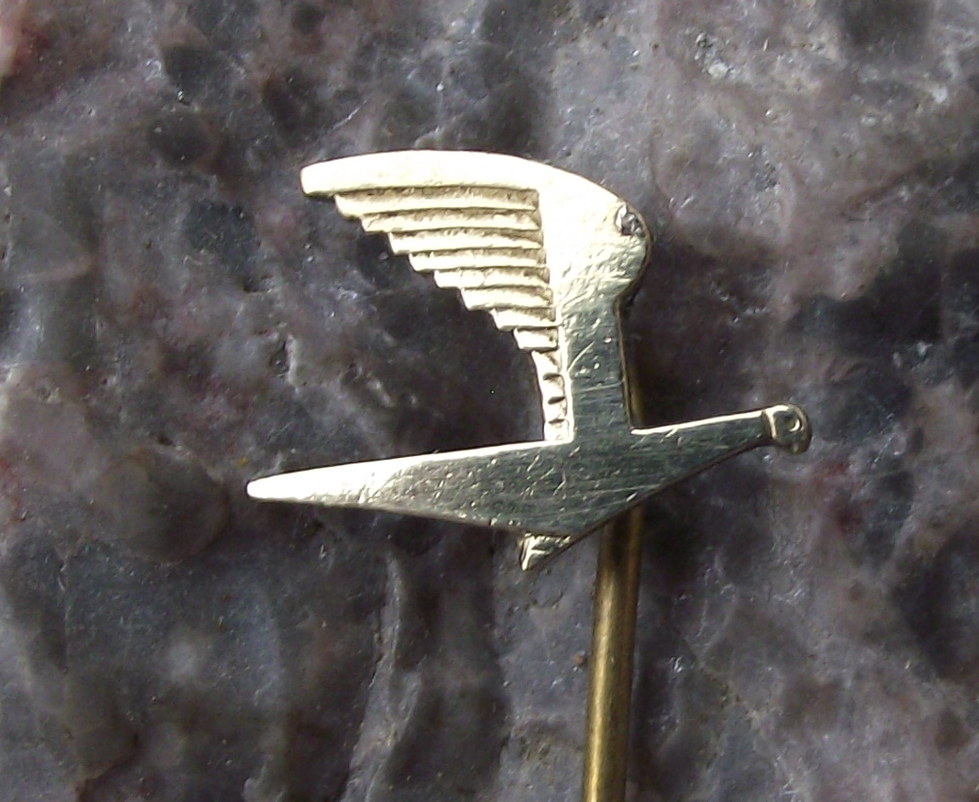 Vintage 1940's SILA Swedish Intercontinental Airlines Logo SAS Pin Badge