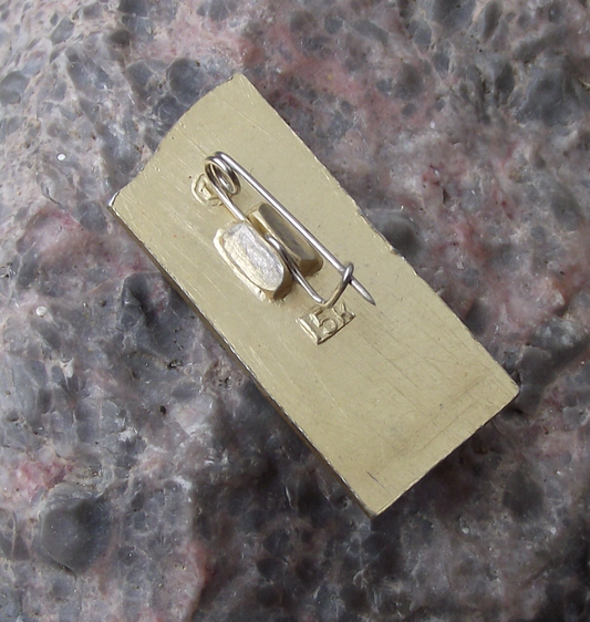 Vintage Lenin Monument Statue Pin Badge