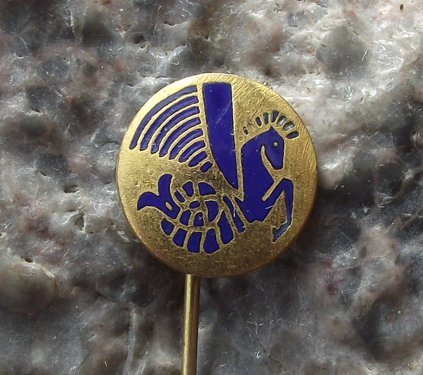 Vintage 1950's Air France Winged Sea Horse French Airlines Logo Pin Badge