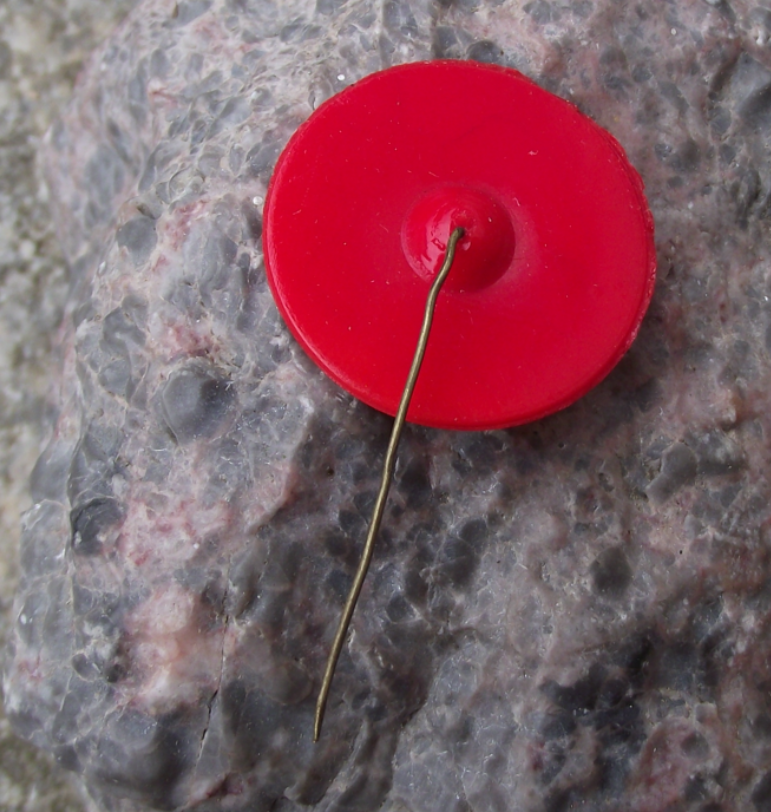 Vintage Theresienstadt Terezin Concentration Camp Remembrance Glass Pin Badge - Badgecrazy