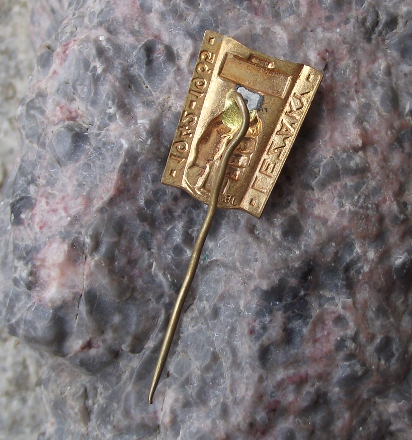1965 Lezaky World War 2 WW2 Massacre Remembrance Hammer Fist Pin Badge - Badgecrazy