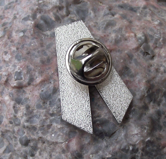 Latvia Latvian National Colours Flag V Shaped Ribbon Pin Badge