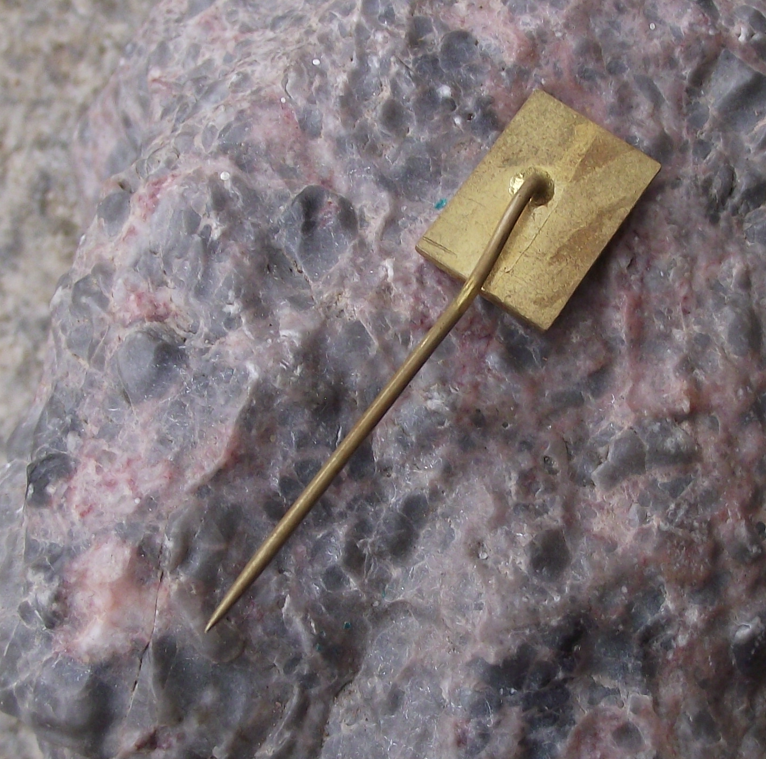 Vintage Lezaky World War 2 WW2 Massacre 40th Anniversary Pin Badge - Badgecrazy