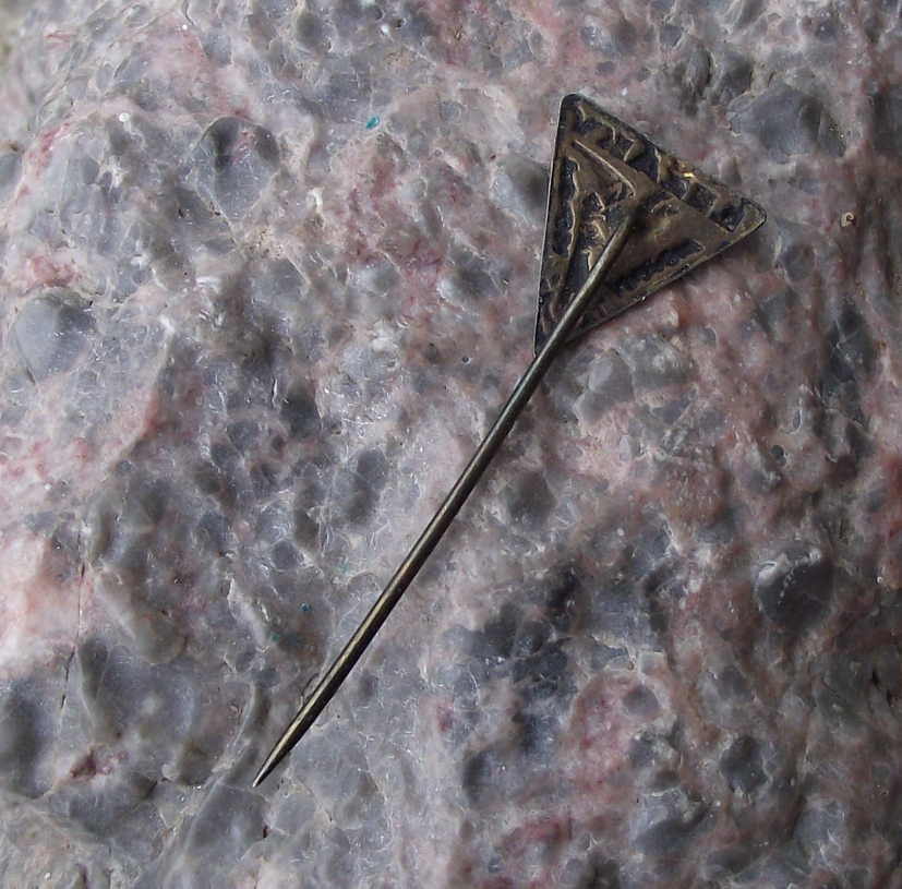 1962 Lezaky World War 2 WW2 Czechoslovakia Massacre Memorial Pin Badge - Badgecrazy