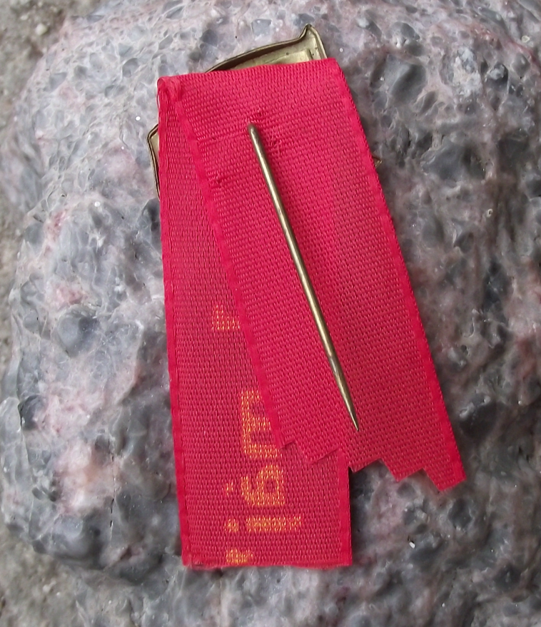 1994 Rare Czech Republic May day Mayday 1st May Red Ribbon - Badgecrazy