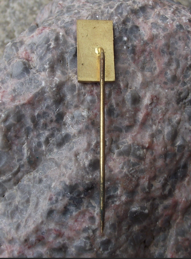 Vintage Lezaky World War 2 WW2 Massacre Screaming Face Pin Badge - Badgecrazy