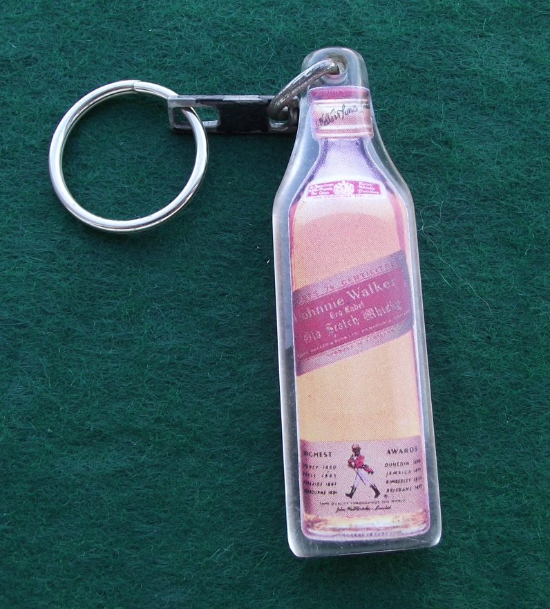 Vintage Johnnie Walker Red Label Whiskey Whisky Bottle Keychain Keyring - Badgecrazy