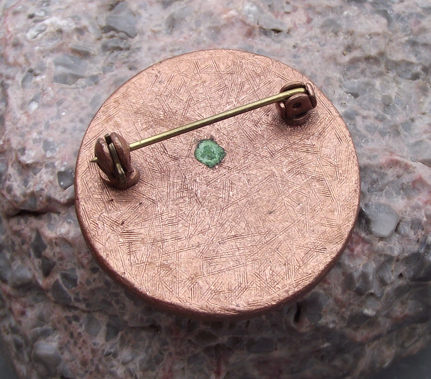 Vintage St Hubert of Liege Patron Saint Hunters Hubertus Crossbow Pin Badge - Badgecrazy