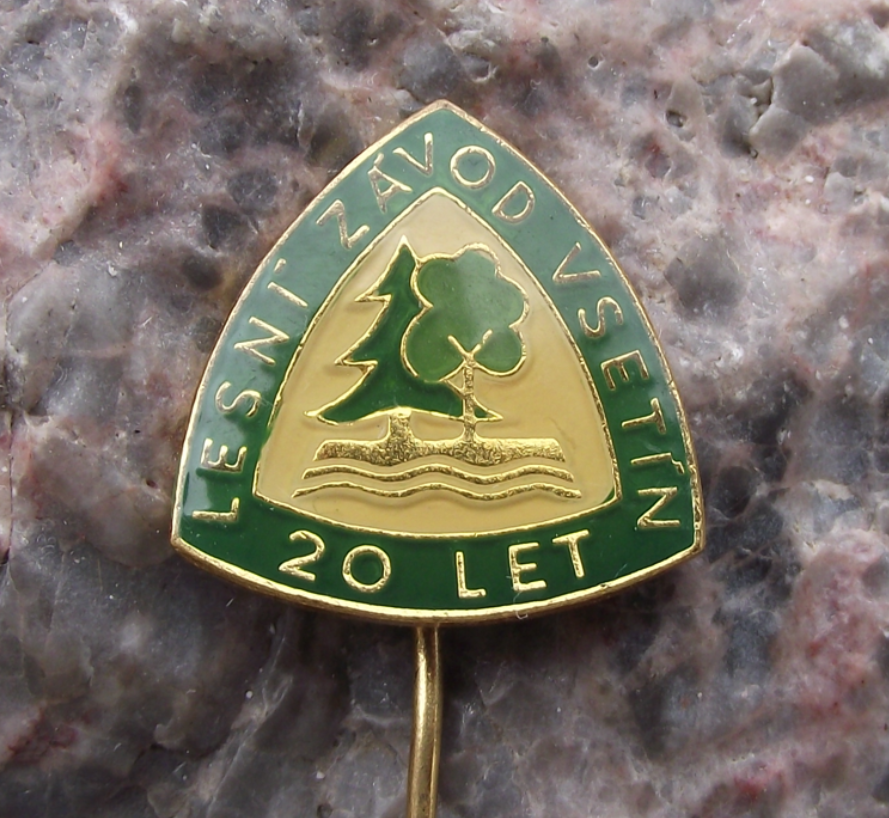 Vintage Vsetin State Forestry Commission 20th Anniversary Hunters Pin Badge - Badgecrazy