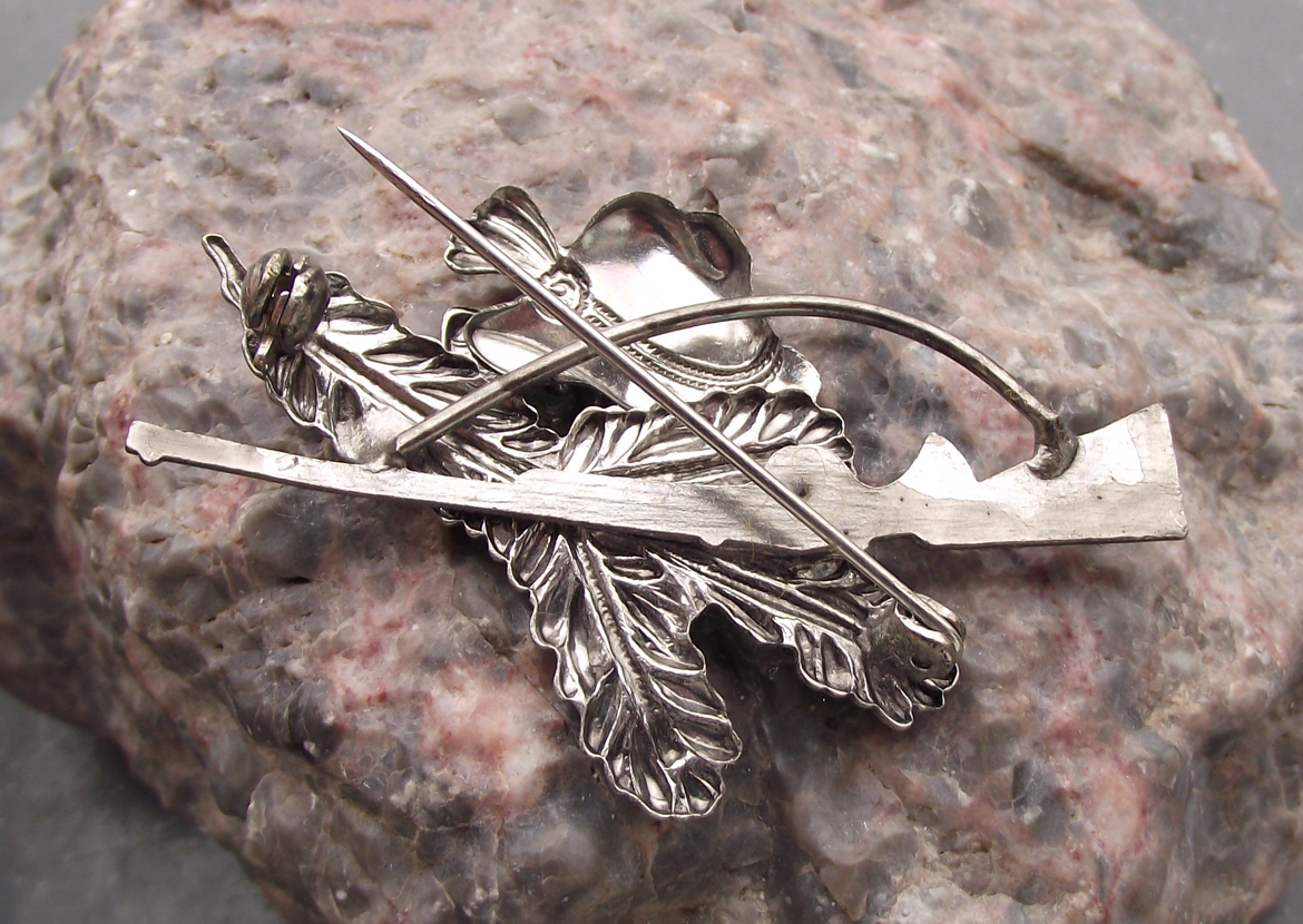 Vintage Hunter's Hat Hunting Dog and Rifle CMS Czech Hunt Pin Badge