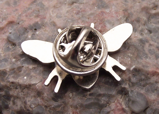 Short Haired Bumblebee Wild Countryside Bee Wildlife Insect Pin Badge - Badgecrazy