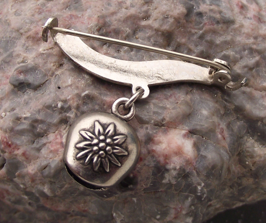 Vintage Germany Oberstdorf Edelweiss Flower Cow Bell Hunters Pin Badge