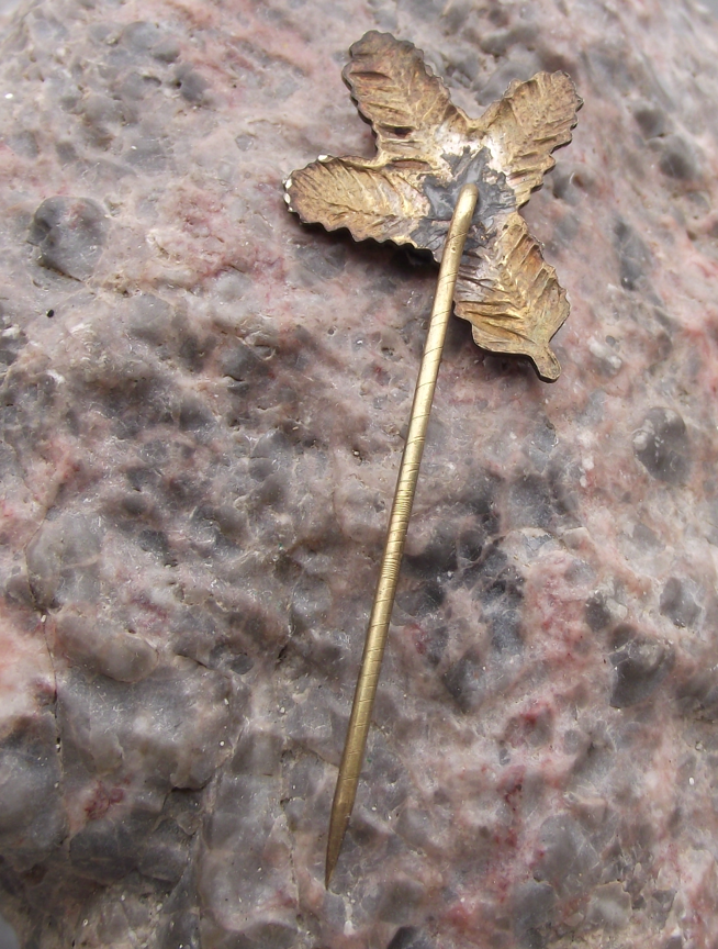 Vintage Karlovy Vary Pine Branch Czech Hunters Emblem Hunting Union Pin Badge