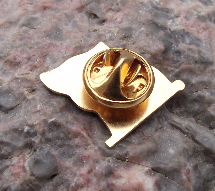 Vintage USA American Flag US Stars and Stripes America Lapel Pin Badge - Badgecrazy