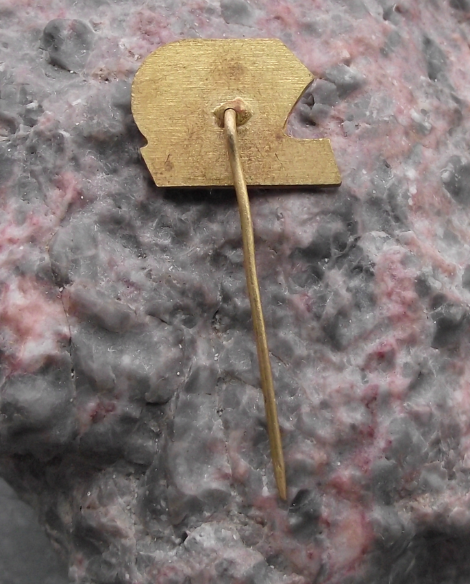 1971 FOMA Camera Film Company Hradec Kralove Lens Shutter Logo Pin Badge - Badgecrazy