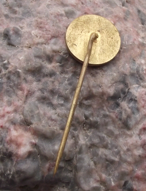 Vintage FOMA Camera Film Company Lens Shutter Logo Motif Pin Badge - Badgecrazy