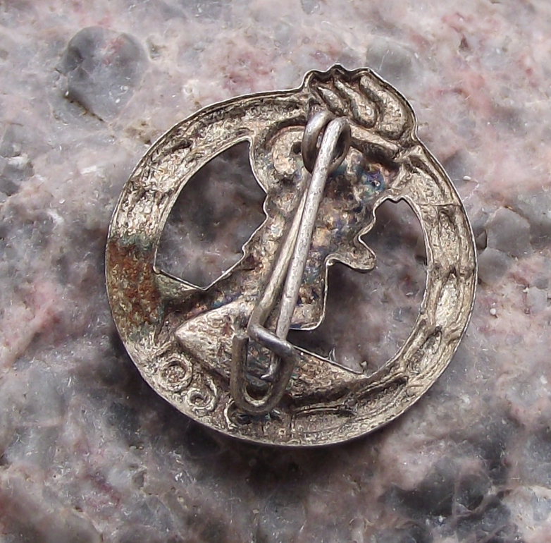 1960 Thalmann Pioneer East Germany Youth Athletics Runner Award Pin Badge - Badgecrazy