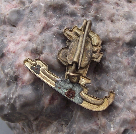 Vintage Thalmann Pioneers East Germany DDR Ice Skating Skates Award Pin Badge - Badgecrazy