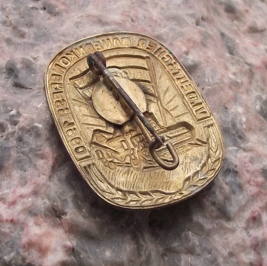 1960 East Germany Rostock Farmers Congress Combine Pin Badge - Badgecrazy