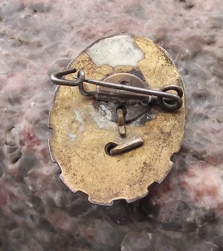 Vintage GST Gesellschaft Sport Technik East German DDR Army Rifle Pin Badge - Badgecrazy