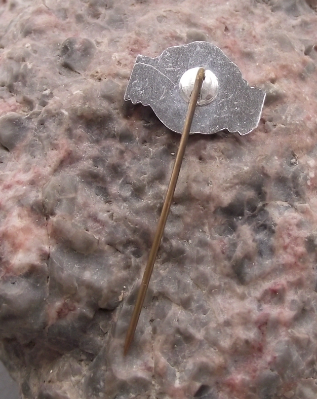 Vintage STIHL German Chainsaw Tools Saw Blade Logo Engineering Pin Badge - Badgecrazy