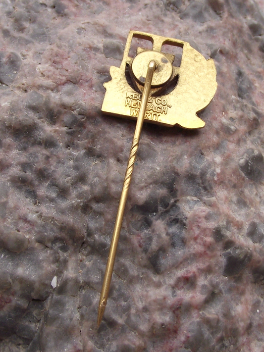 Vintage 2000 km IVV Internationaler Volkssportverband Walking Award Pin Badge - Badgecrazy